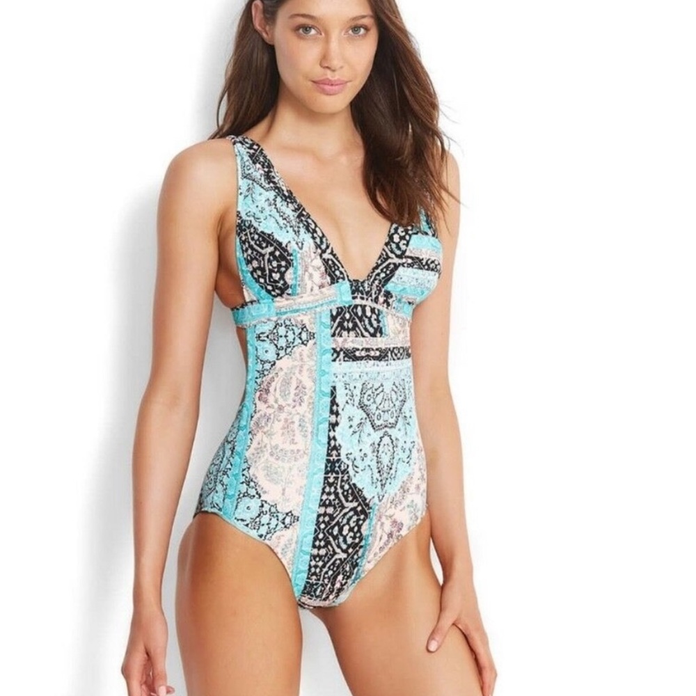 Seafolly Moroccan Moon V Neck Malliot size US 4 swimsuit